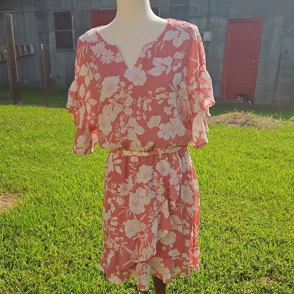 LUX II Floral Pink Ruffle Sleeve Dress